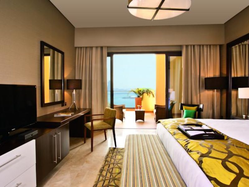 Fairmont The Palm 54303