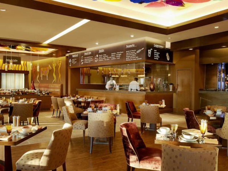 Fairmont The Palm 54310