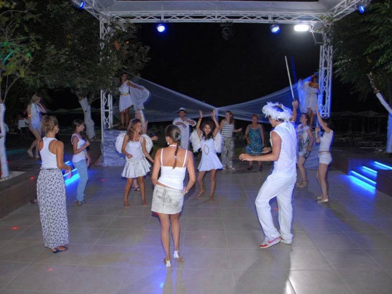 Fame Residence Goynuk 74407