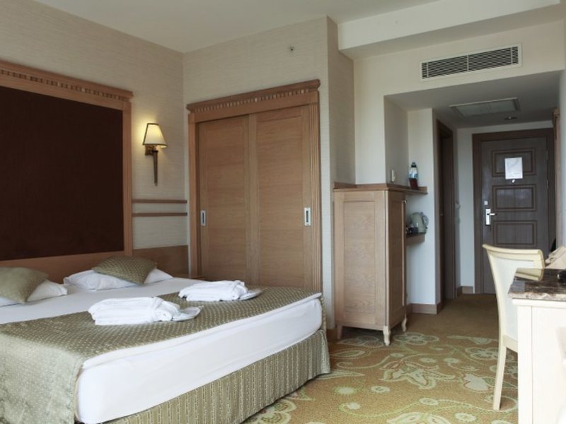 Fame Residence Lara 74506