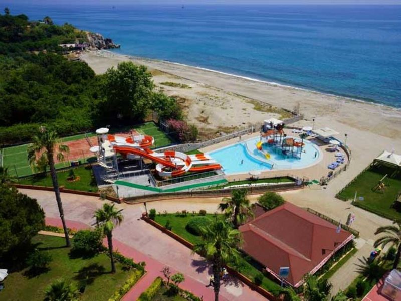 Family Life Pascha Bay 65158