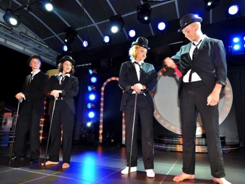 Family Life Pascha Bay 65164