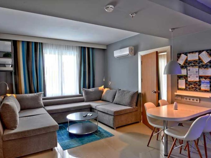 Family Life Pascha Bay 65166