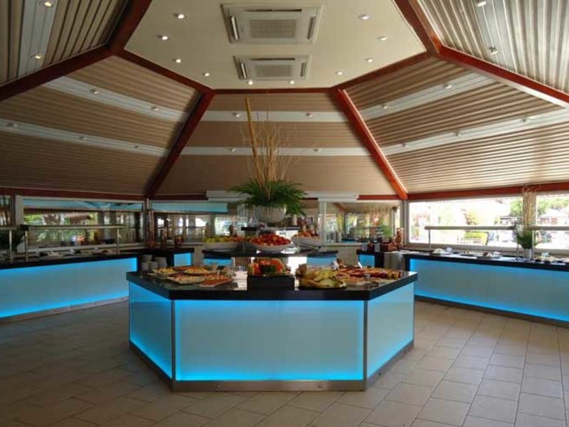 Family Life Pascha Bay 65173