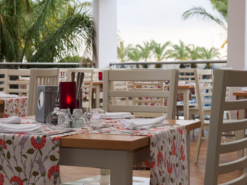 Family Life Tropical  160094