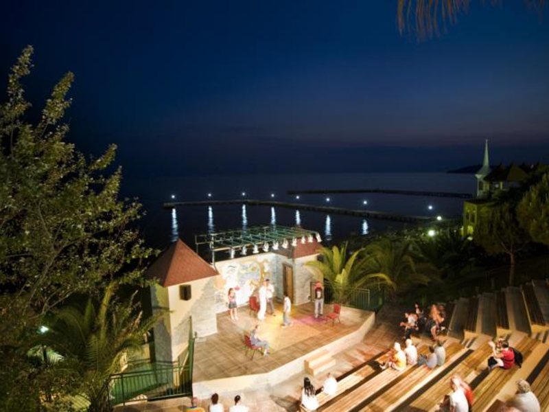 Fantasia Hotel Deluxe Kusadasi 58415