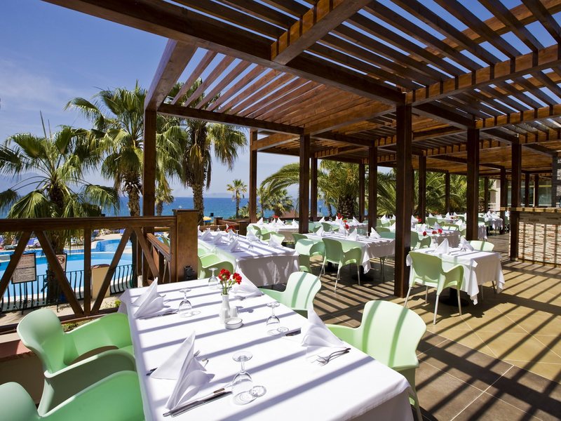 Fantasia Hotel Deluxe Kusadasi 74561