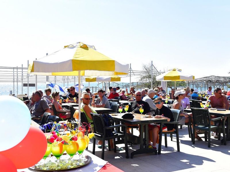 Febeach Hotel 190158