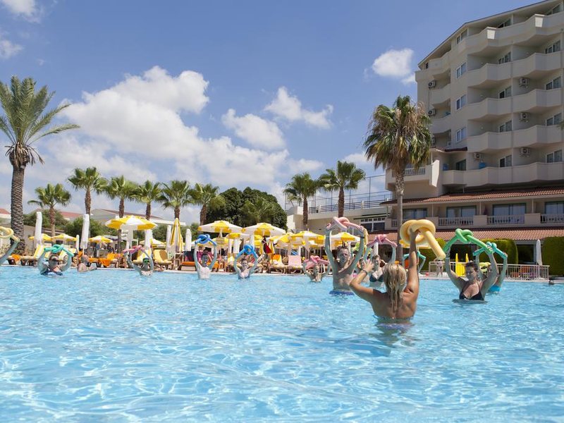 Febeach Hotel 190161