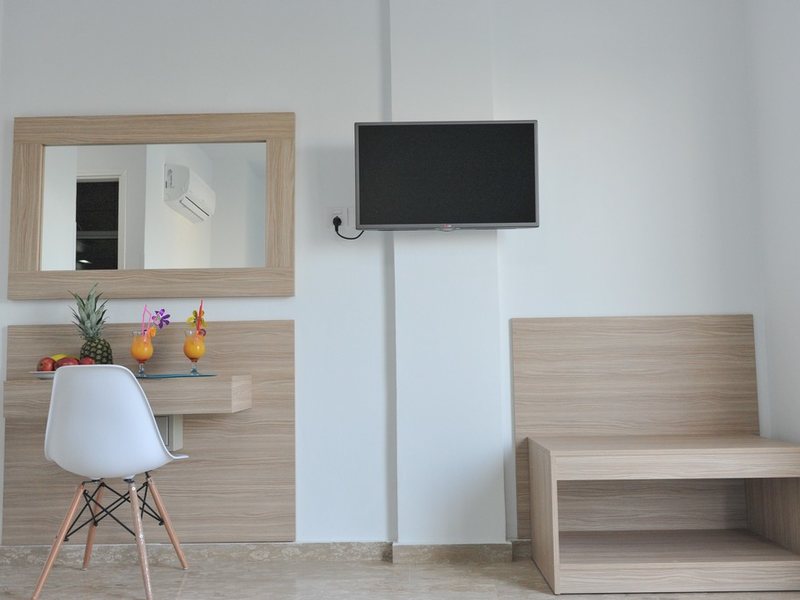 Fedrania Gardens 100705