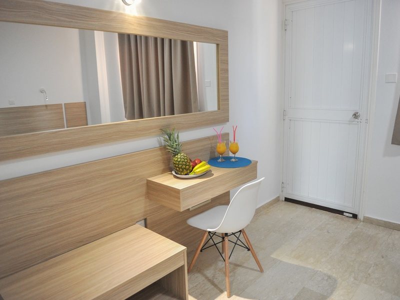 Fedrania Gardens 100708