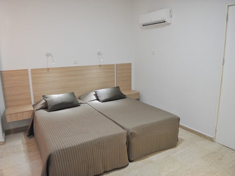 Fedrania Gardens 100709