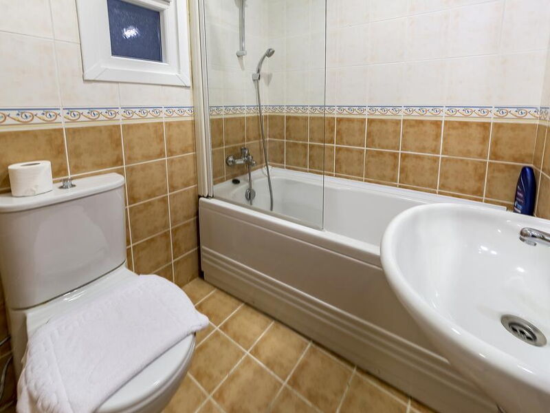 Fehmi Bey Hotel  280010
