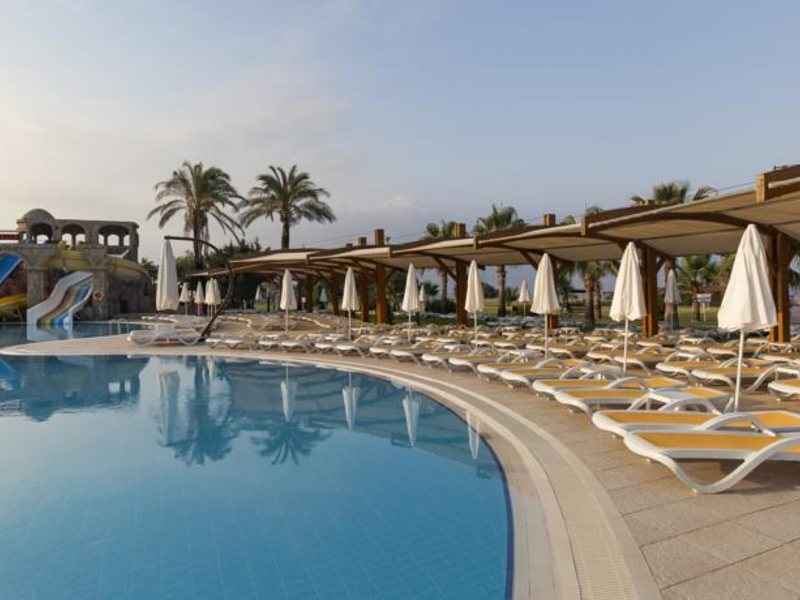 Felicia Village 160130