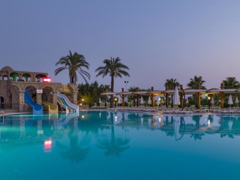 Felicia Village 160136