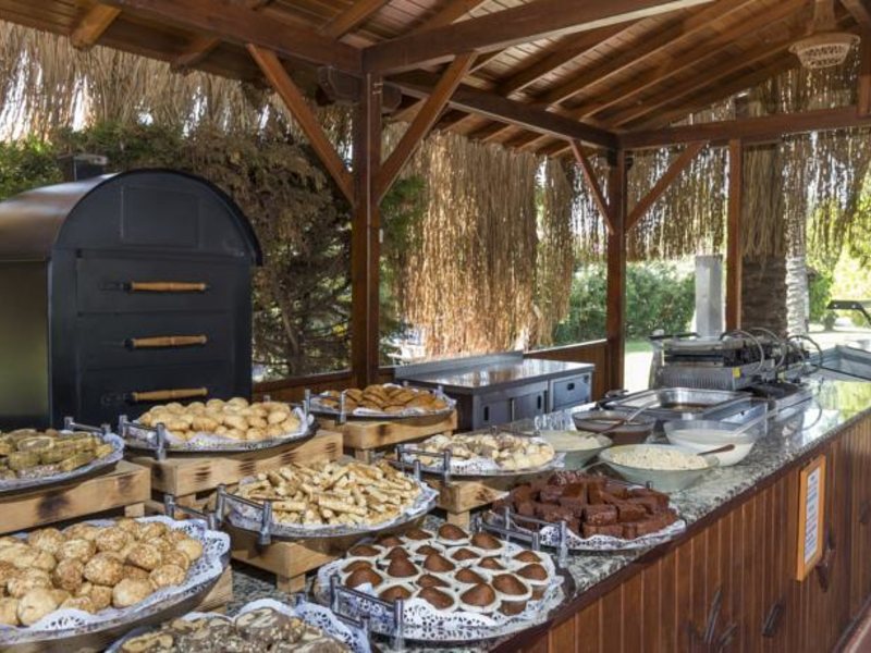 Felicia Village 160141