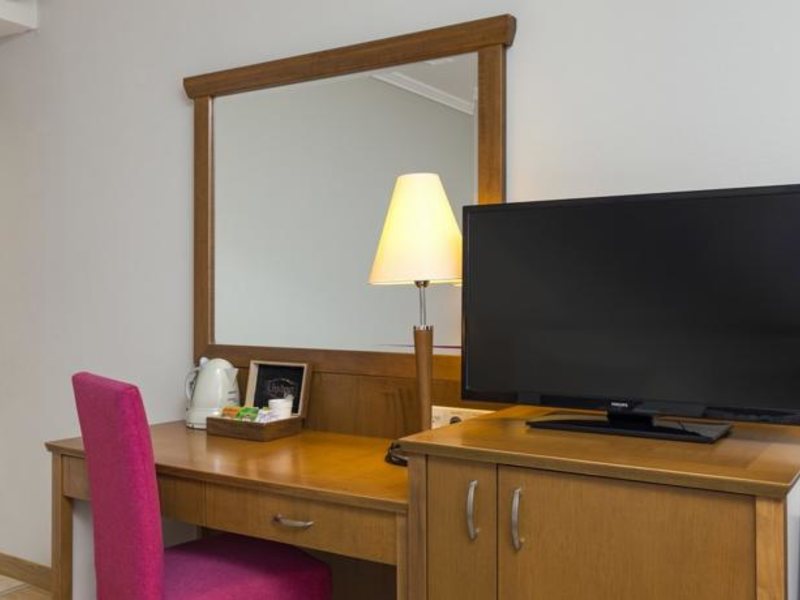 Felicia Village 160142