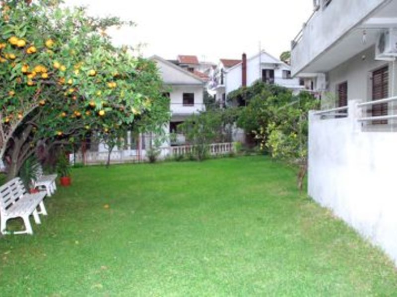 Felix Apartmani 70291