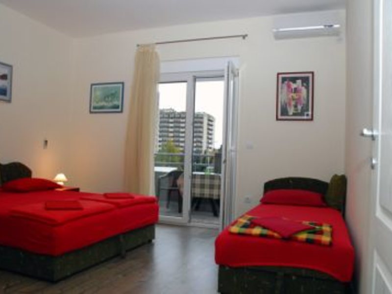 Felix Apartmani 70293