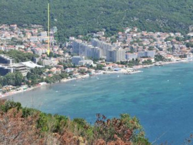 Felix Apartmani 70301