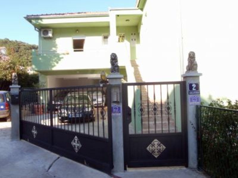 Felix Apartmani 70304