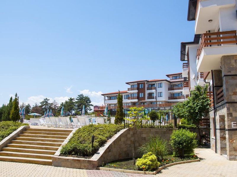 Festa Gardenia Hills 252909