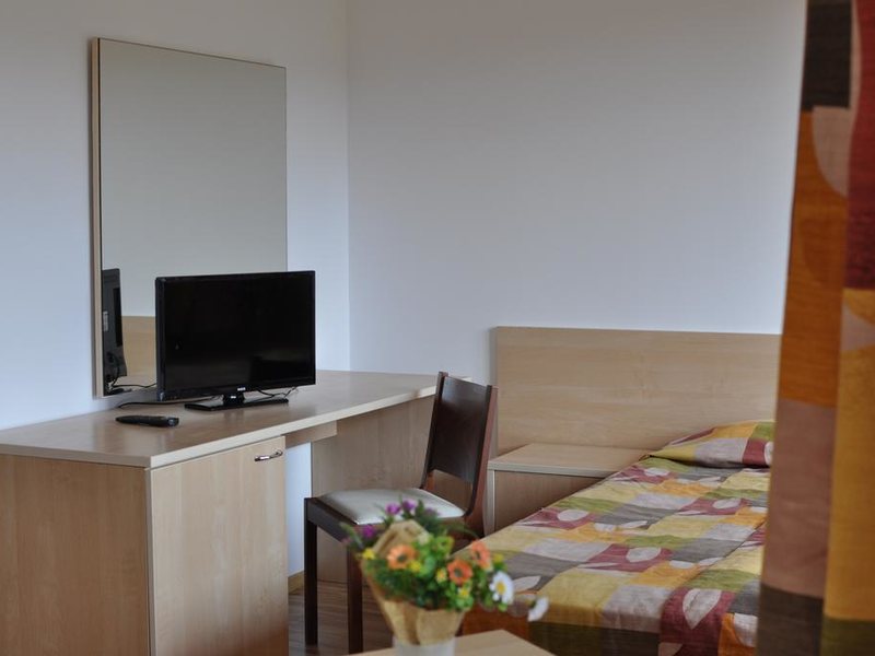 Festa Gardenia Hills 252929