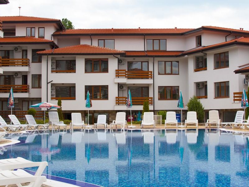 Festa Gardenia Hills 252938