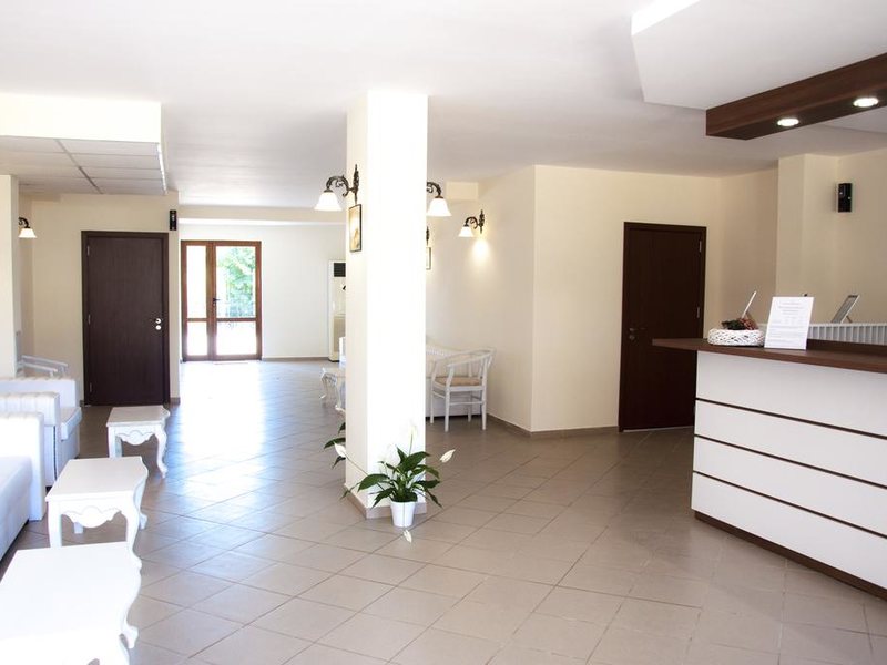 Festa Gardenia Hills 252944