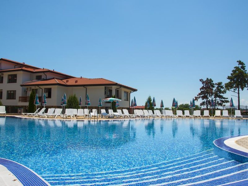 Festa Gardenia Hills 252948