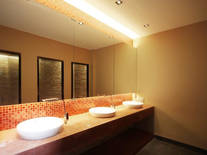 Fin Hostel Phuket 216239