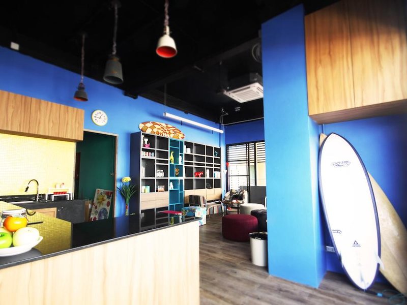 Fin Hostel Phuket 216241