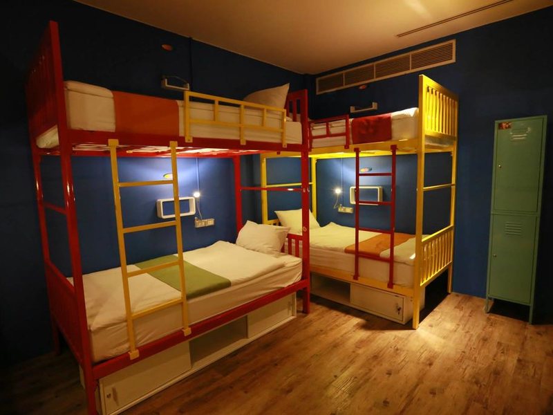 Fin Hostel Phuket 216250