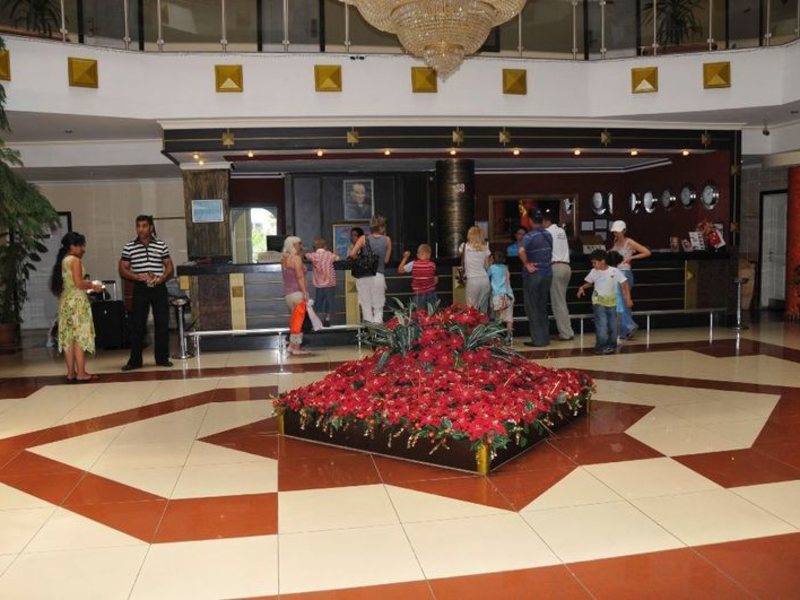 First Class Hotel 40105