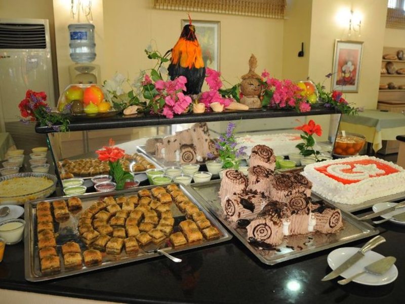 First Class Hotel 40111