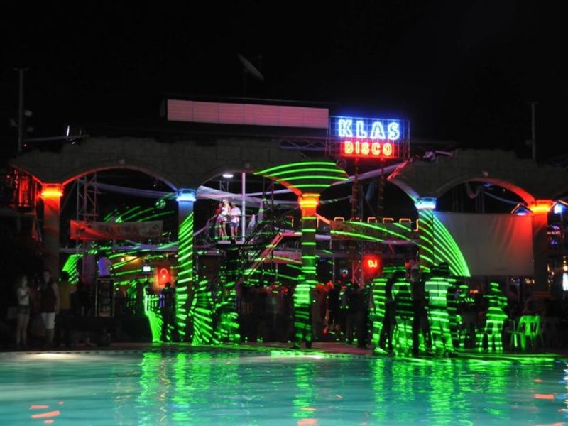 First Class Hotel 40119