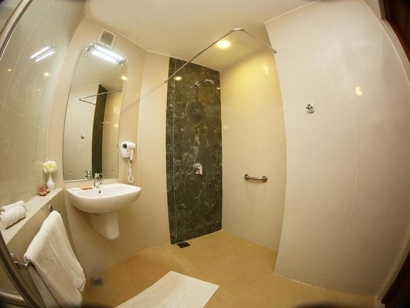 Fisherman s Bay Hotel (ex 195068