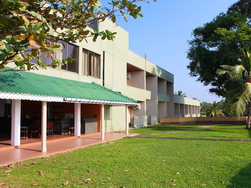 Fisherman s Bay Hotel (ex 195082