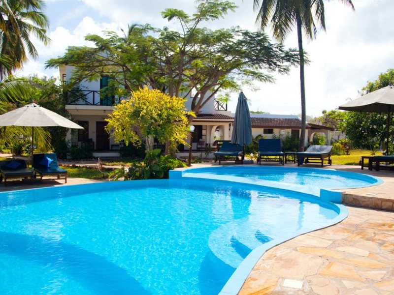 Flame Tree Cottages 212091