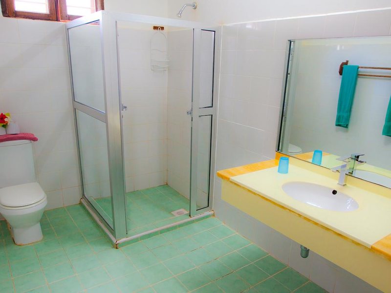 Flame Tree Cottages 212095