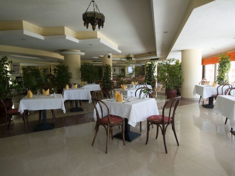 Flamenco Beach 34962