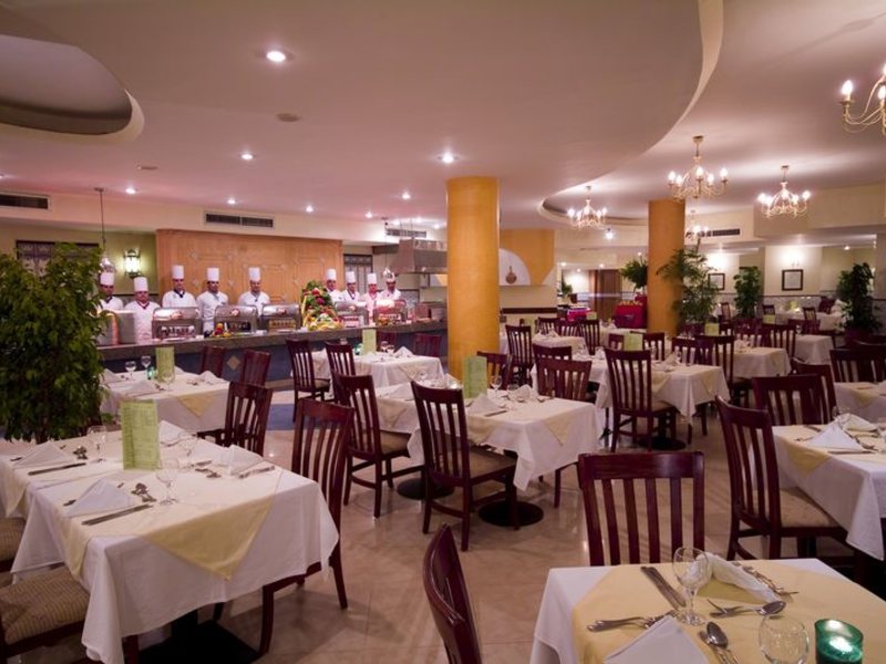 Flamenco Beach 34966