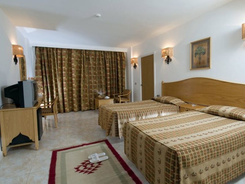 Flamenco Beach 34969