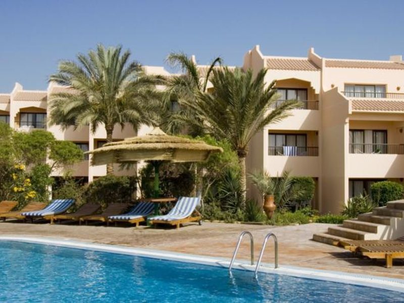 Flamenco Resort 130255