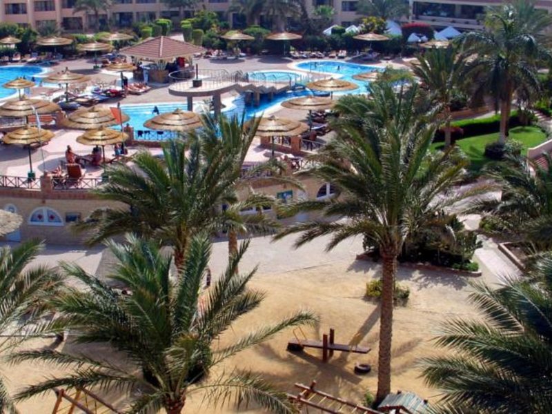 Flamenco Resort 130257