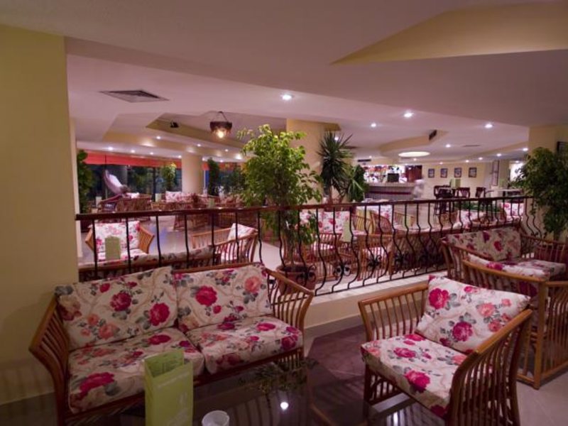 Flamenco Resort 130273