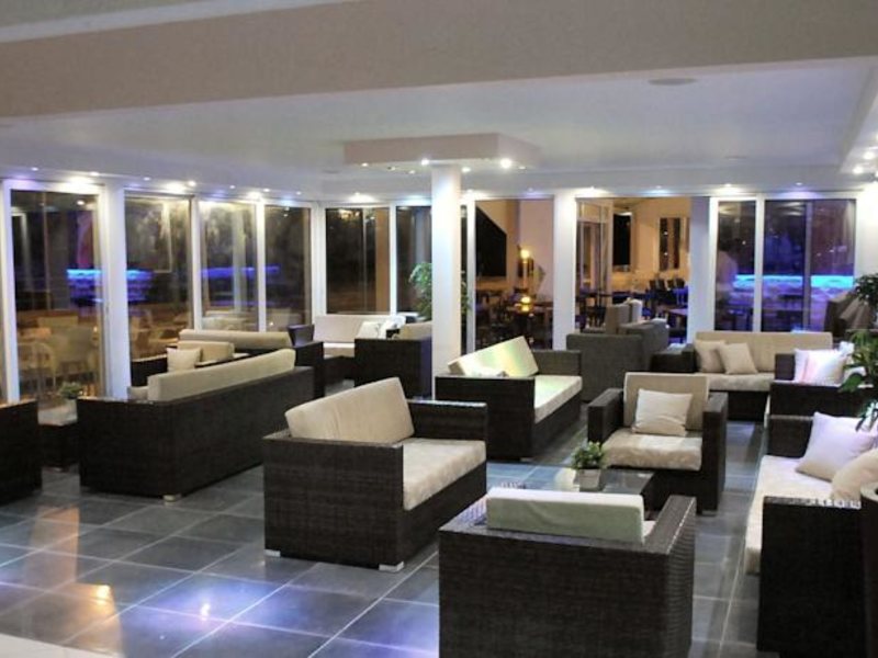 Flamingo Beach Hotel 76435