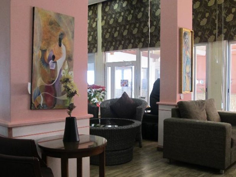 Flamingo Beach Hotel 76442