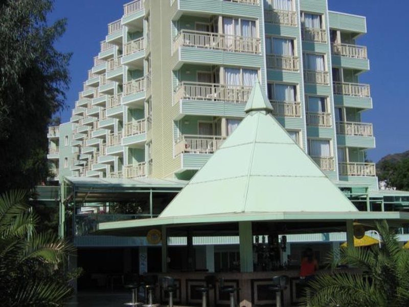 Flamingo Hotel 74661