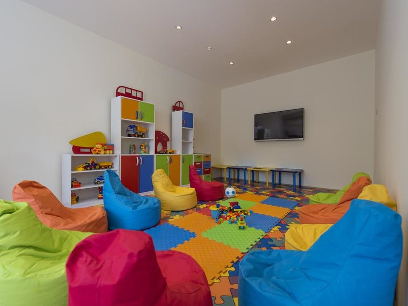 Flora Garden Ephesus 185531